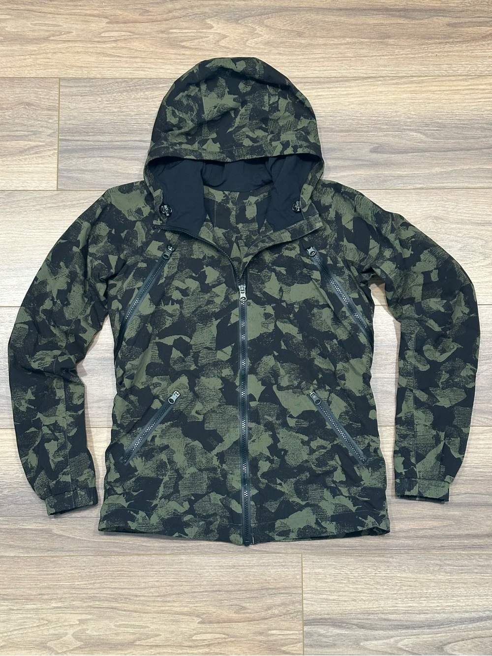Lululemon Rise & Shine Jacket II Jumbo Mystic Jungle Fatigue Green/Black/Grey 4